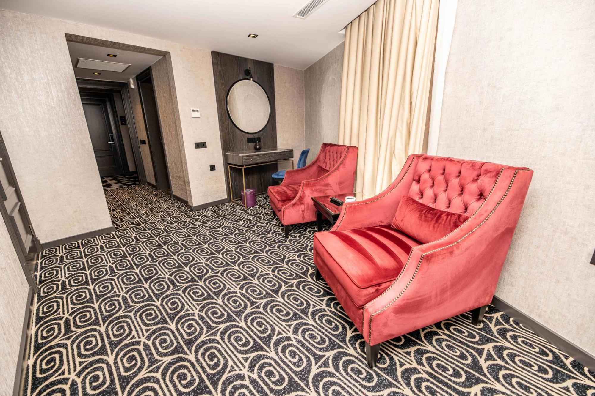 Grand Opera Hotel & Casino & Spa Kyrenia  Exterior photo